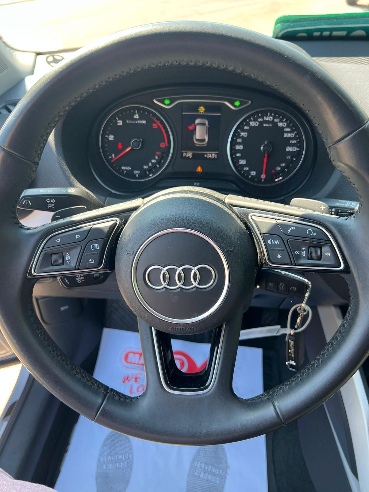 Audi Q2 1.6 s tronic navigatore matrix fari e top