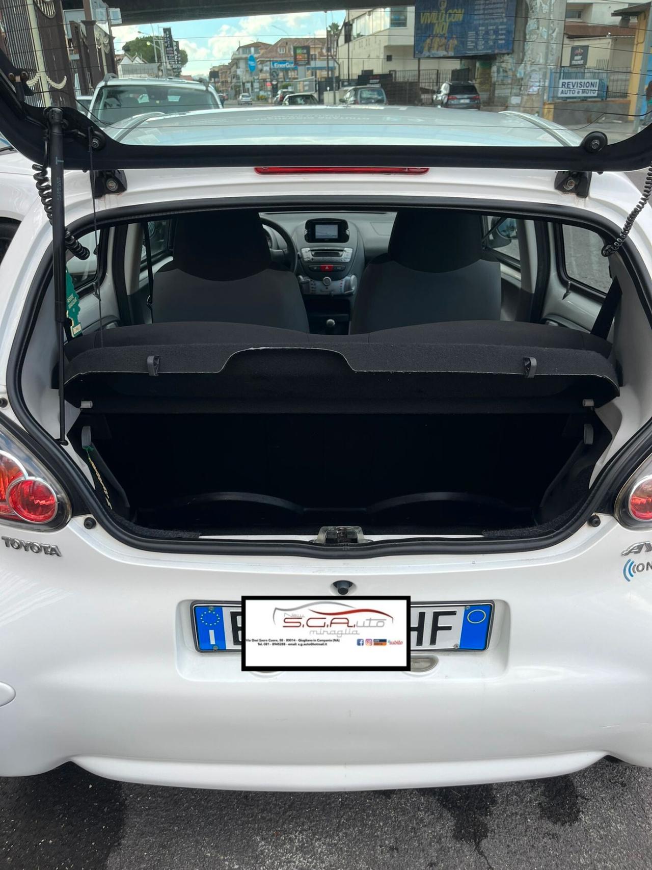 Toyota Aygo 1.0 12V VVT-i 5 porte Now Connect