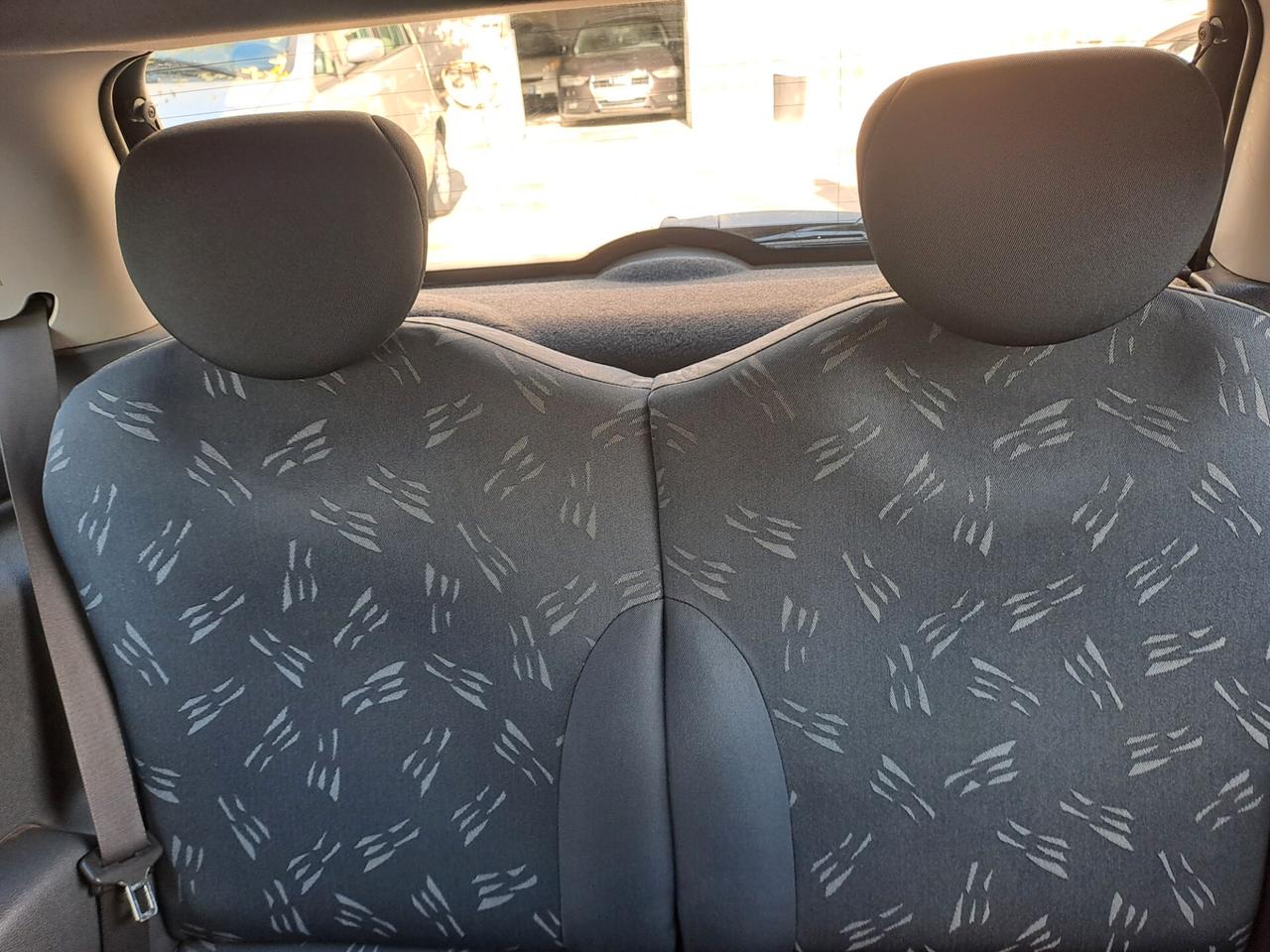 Mini 1.4 tdi One D de luxe