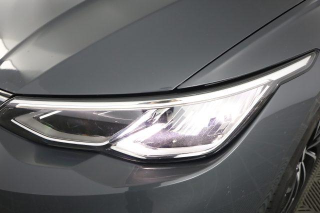 VOLKSWAGEN Golf Golf 1.0 eTSI EVO DSG Life