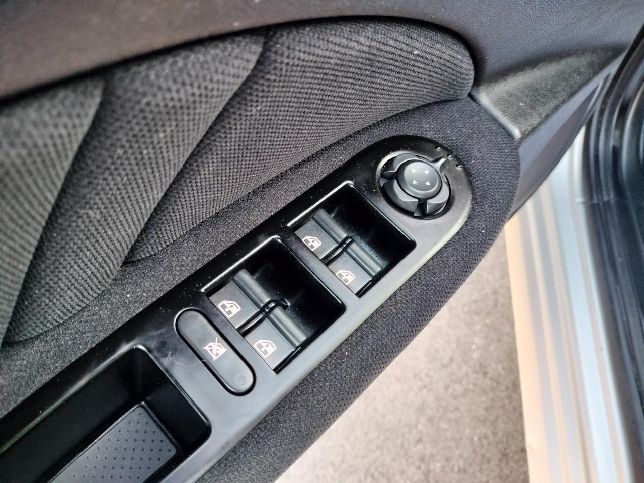 Alfa Romeo 159 1.9 JTDm 16V Exclusive 98.000km