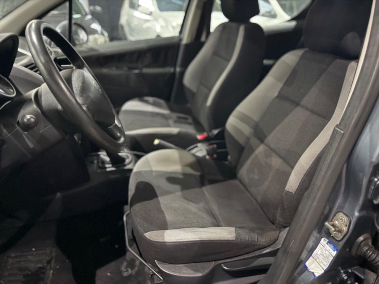 Peugeot 207 1.4 8V 75CV 5p. X Line