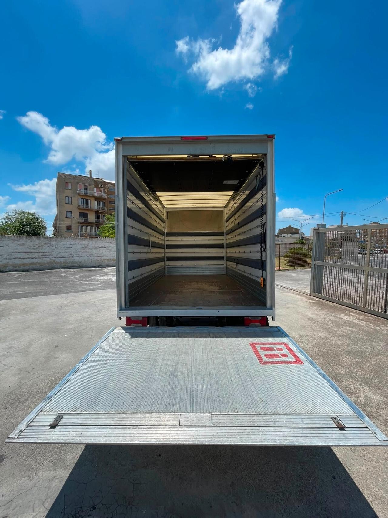 IVECO DAILY FURGONE CASSA E SPONDA IDRAULICA 35C13