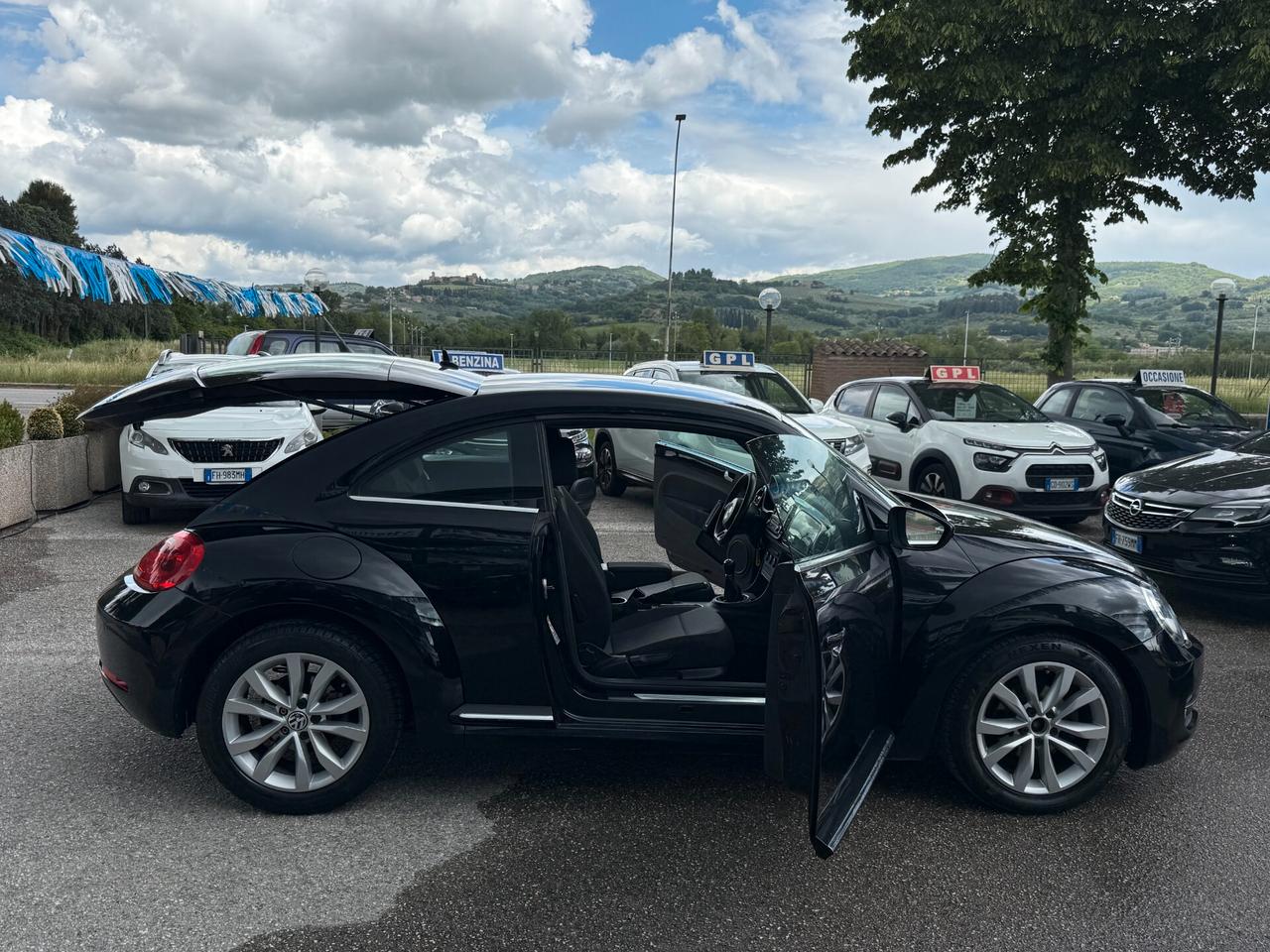 "UNA CHICC " Volkswagen Maggiolino 1.6 TDI