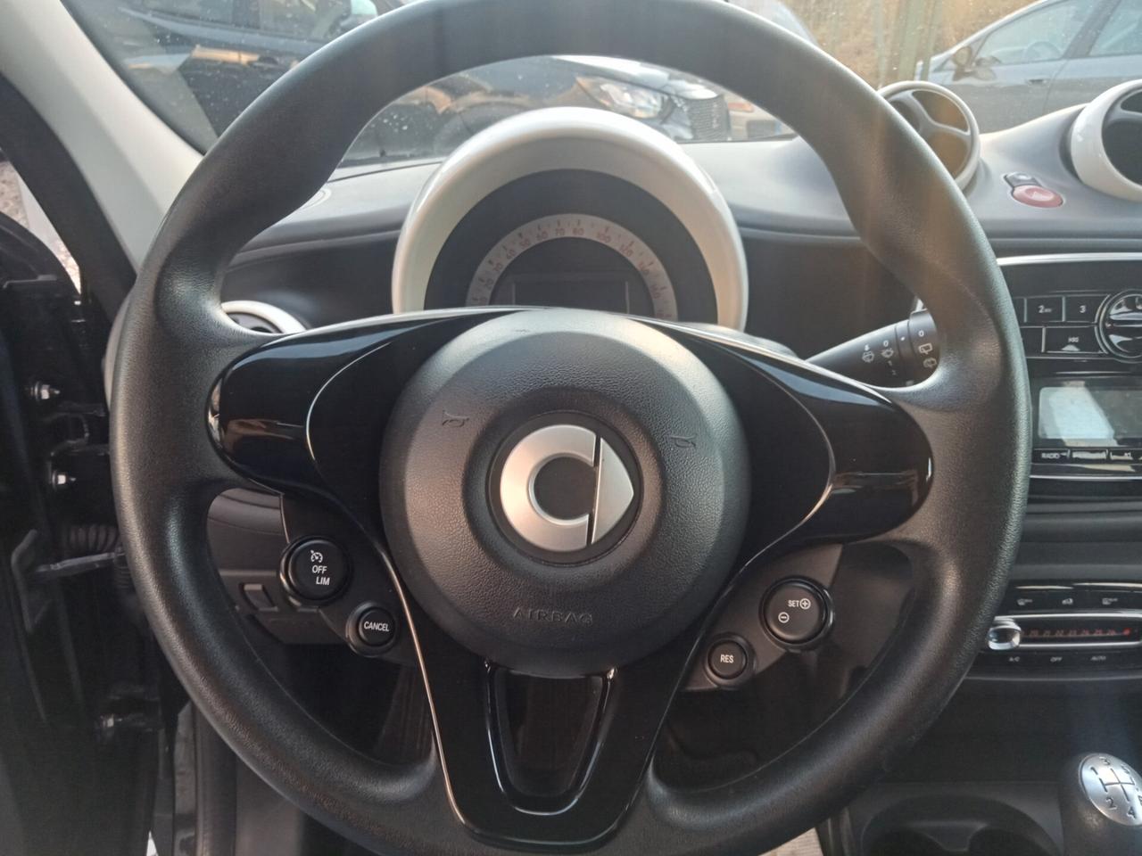 Smart ForFour 70 1.0 Proxy 2017