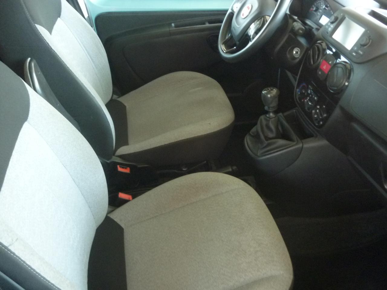 Fiat Qubo 1.4 8V CV 77 Lounge Natural Power