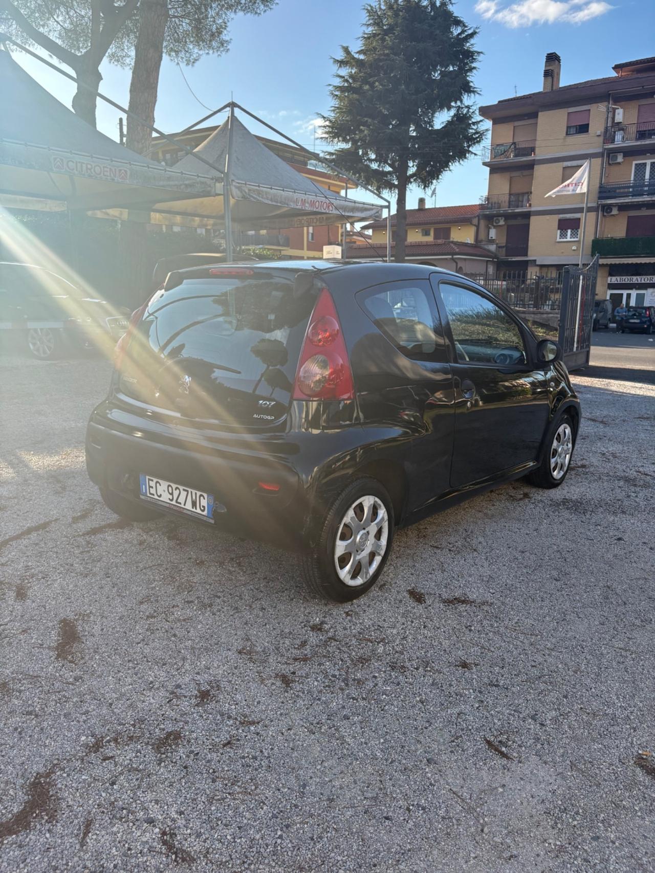 Peugeot 107 1.0 benzina neopatentati
