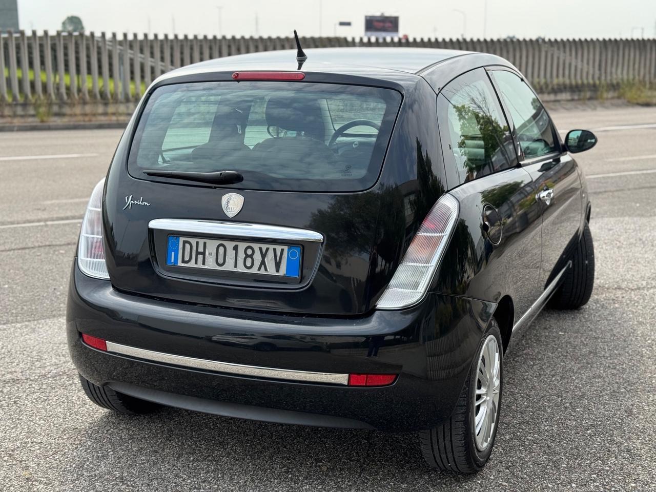 Lancia Ypsilon 1.2 60cv Neopatentati