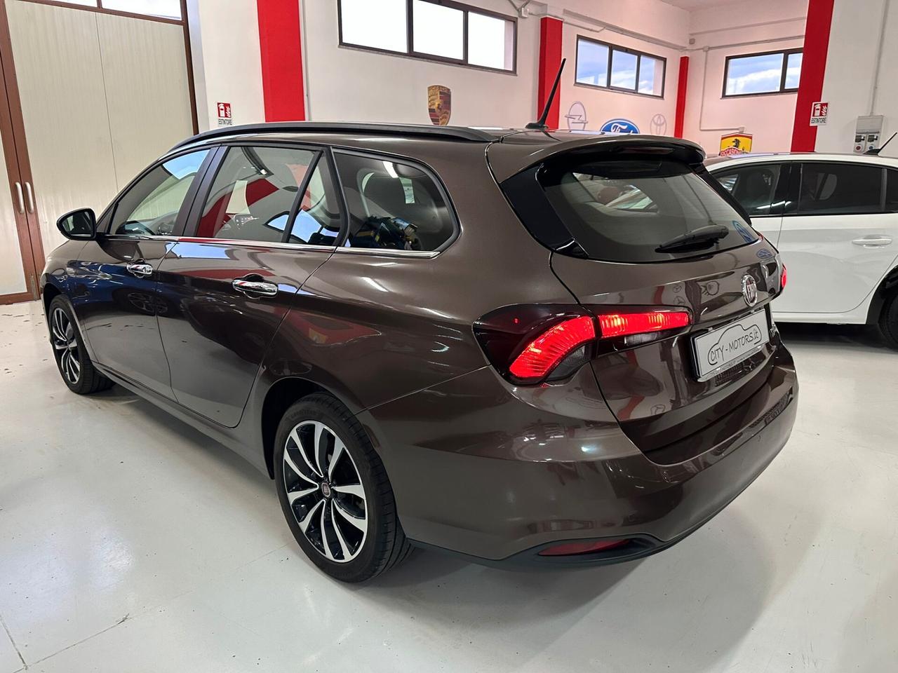 Fiat Tipo 1.6 Mjt 120Cv S&S SW Lounge