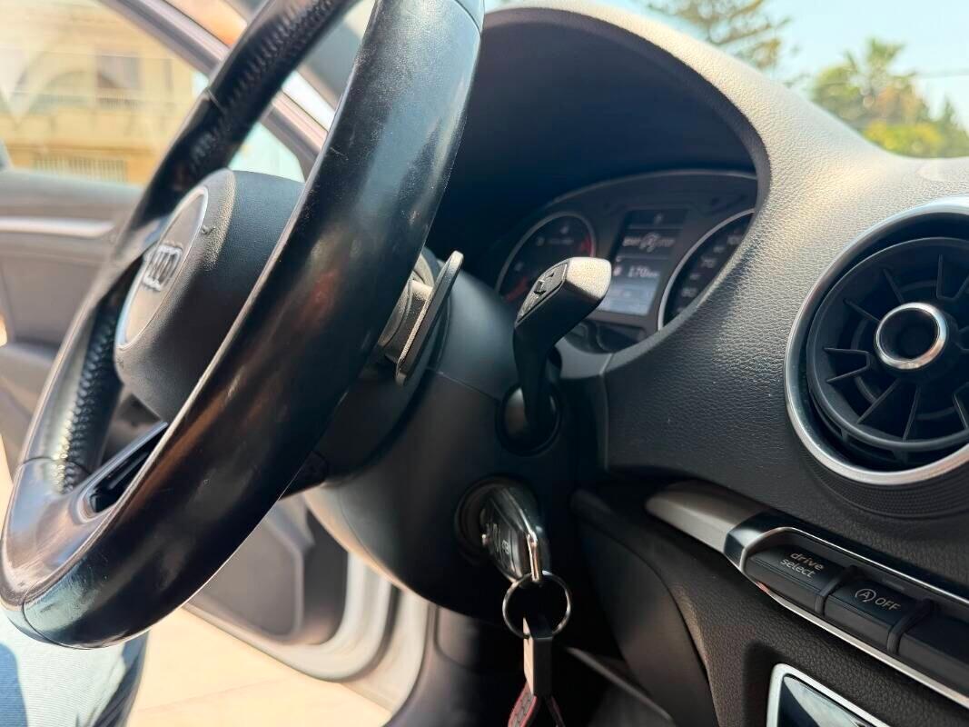 Audi A3 SPB 1.6 TDI S tronic Sport