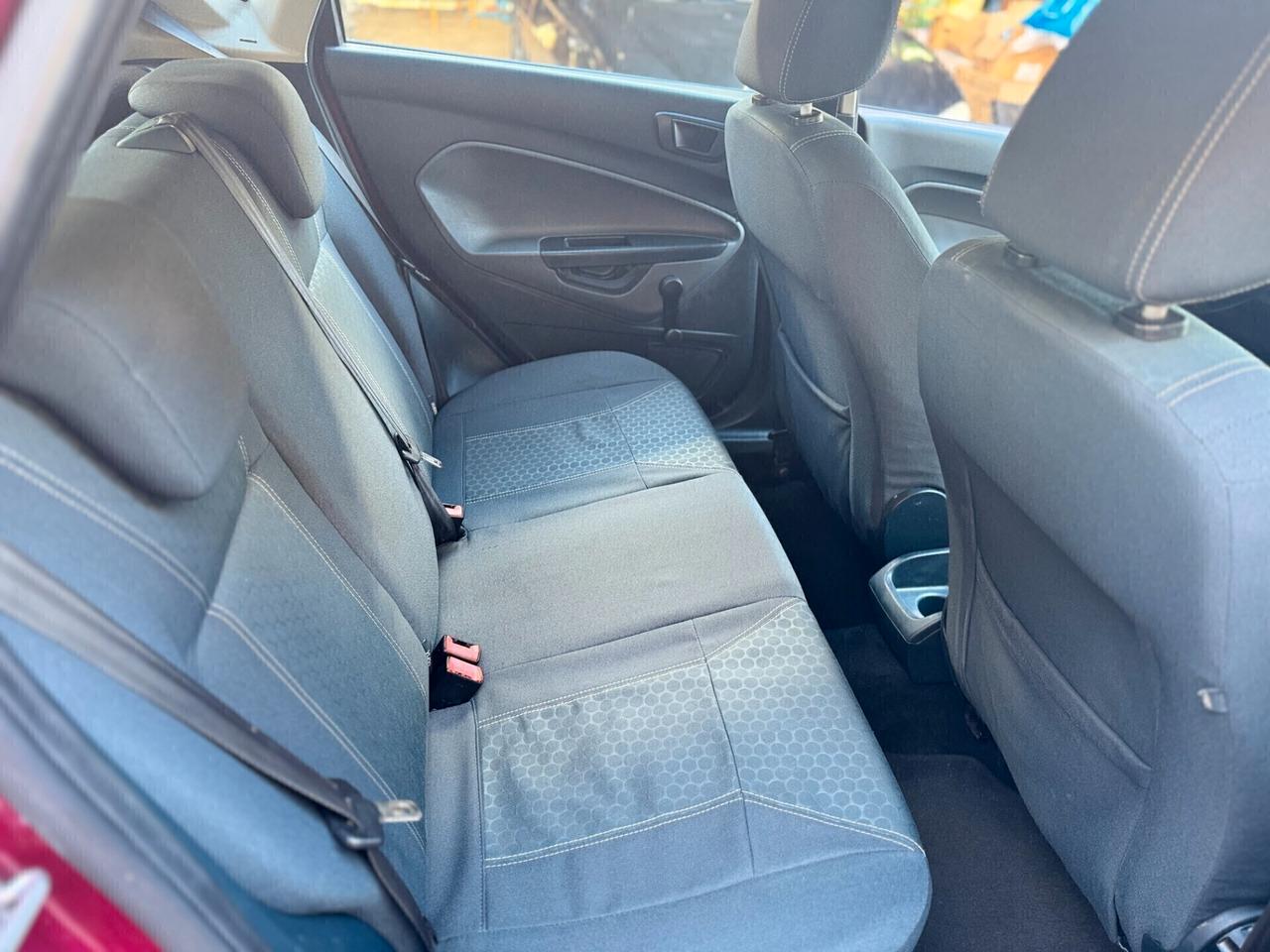 Ford Fiesta 1.4 TDCi 5p. Titanium