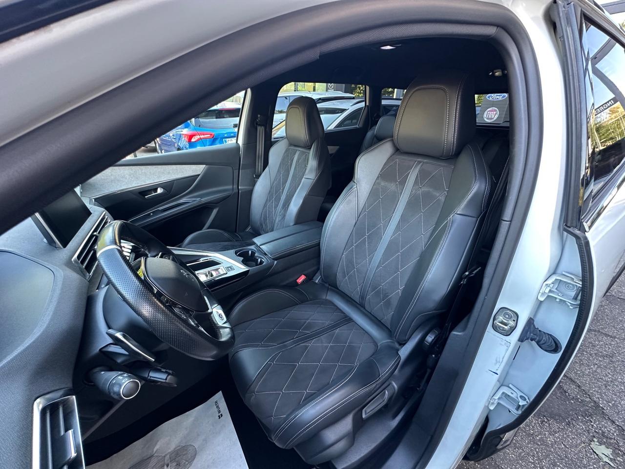 Peugeot 5008 BlueHDi 180 S&S EAT8 GT