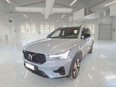 VOLVO XC40 T4 Recharge Plug-in auto Plus Dark