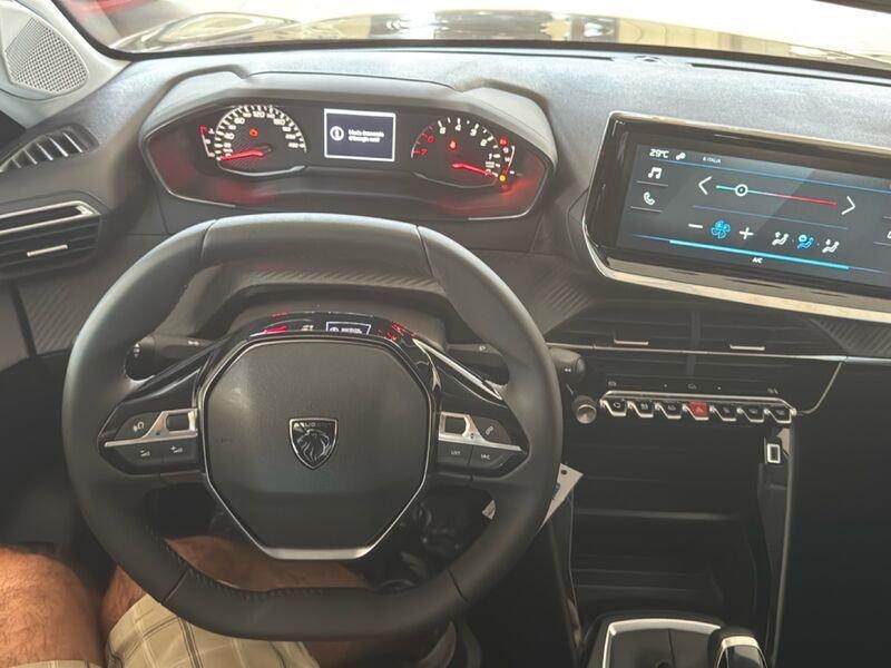 Peugeot 208 Style Turbo benzina 100 Garanzia 8 anni