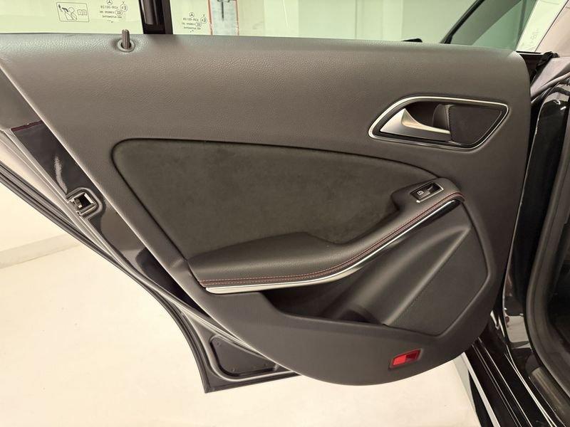 Mercedes-Benz CLA CLA 180 CDI Automatic Premium AMG