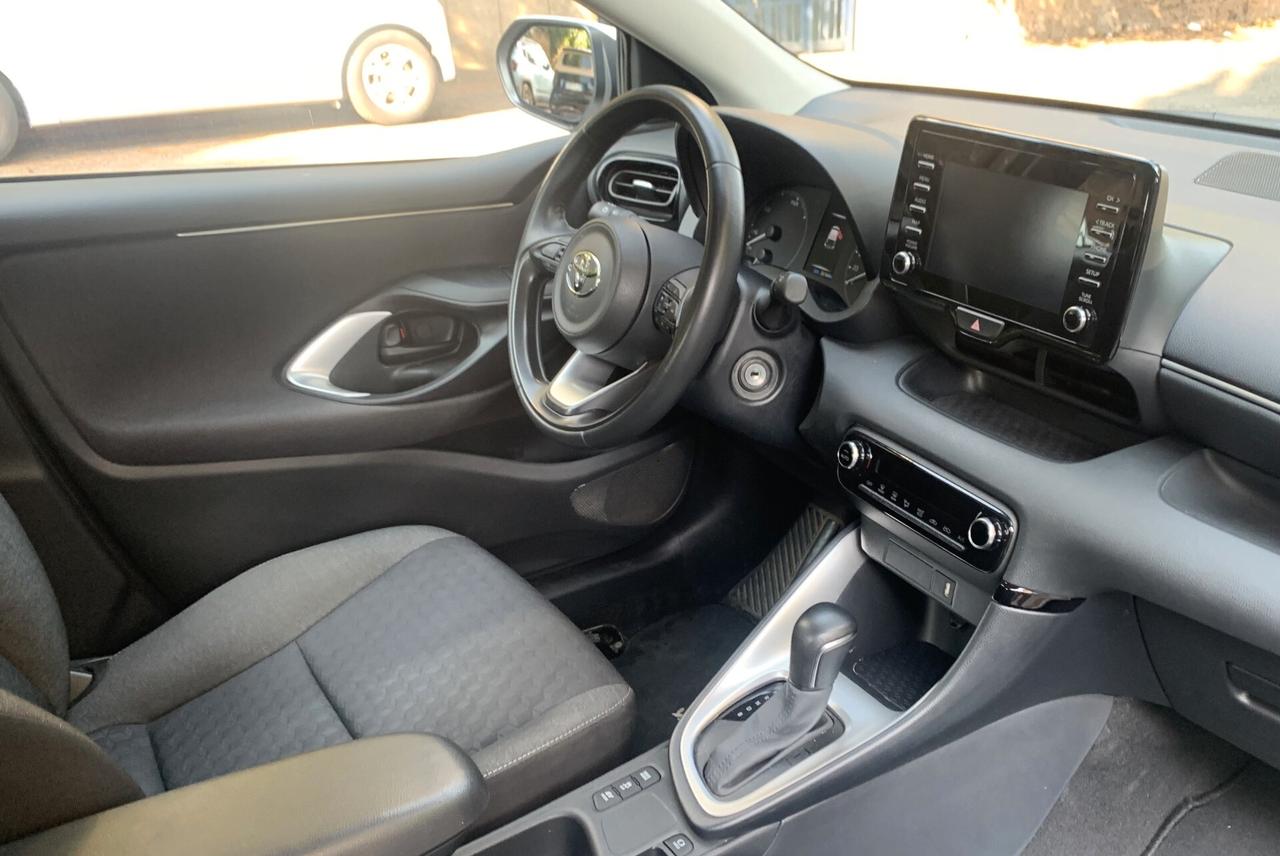 Yaris 1.5 Hybrid ACTIVE 12/2022 AZIENDALE KM26100
