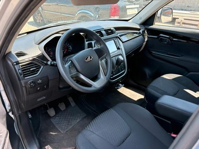 Mahindra KUV100 1.2 VVT K8