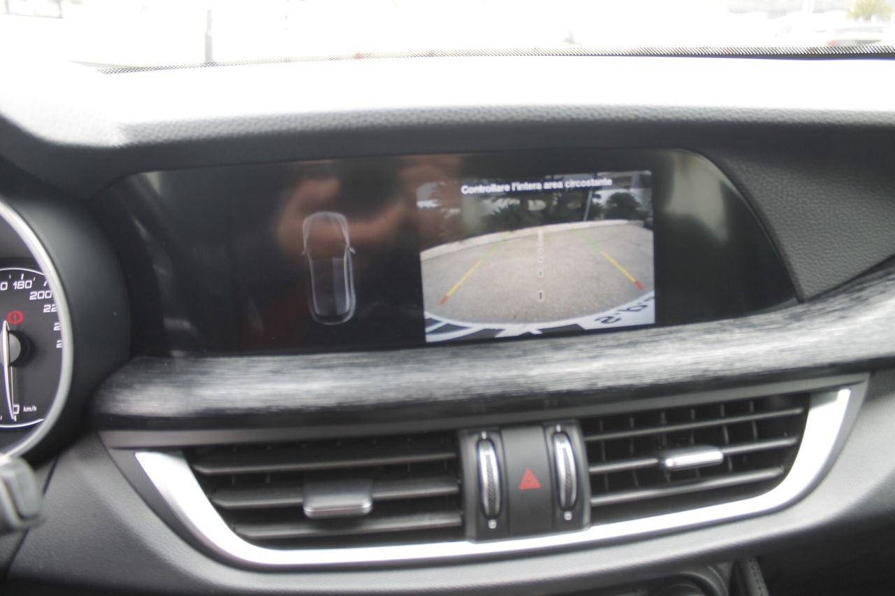 Alfa Romeo Stelvio 2.2 Turbodiesel 160 CV AT8 RWD Business