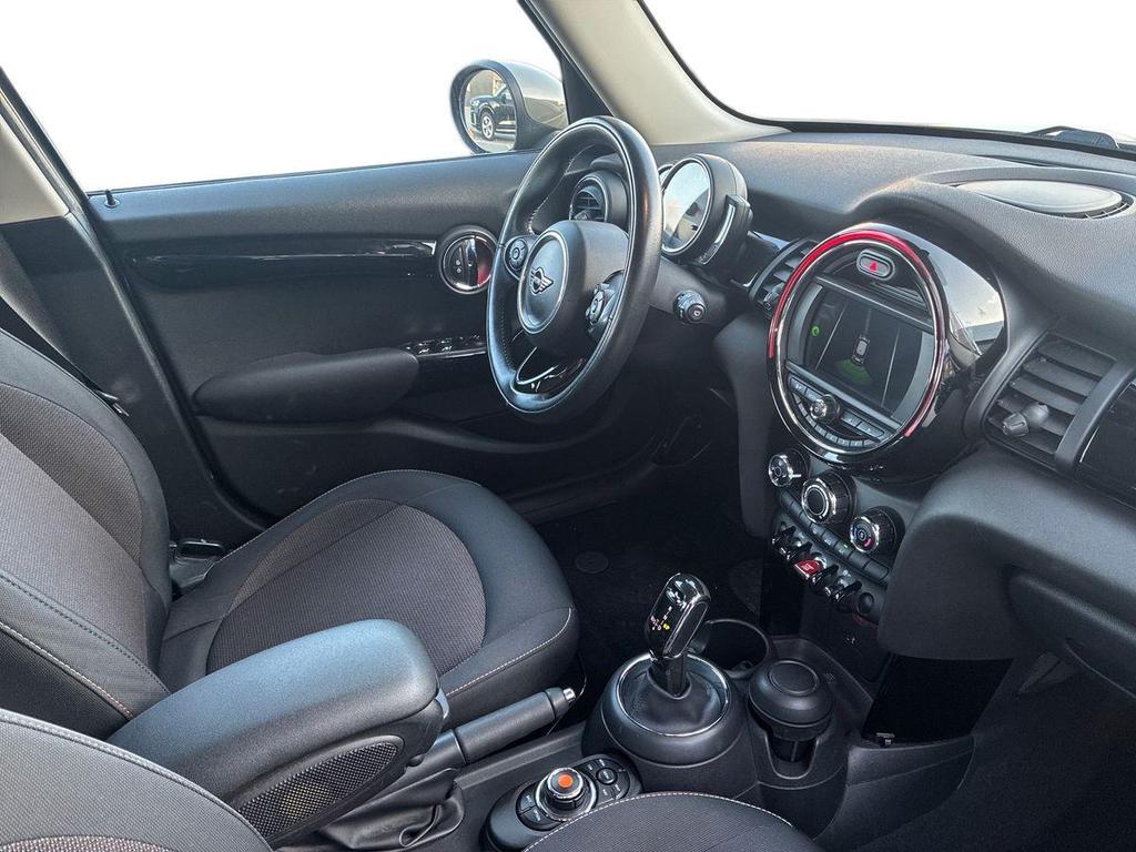 Mini One 1.5 TwinPower Turbo One DCT