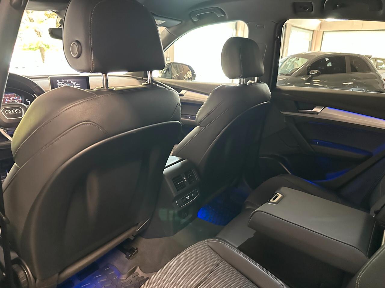 Audi Q5 40 2.0 tdi mhev S line Plus Quattro 204cv Black Edition
