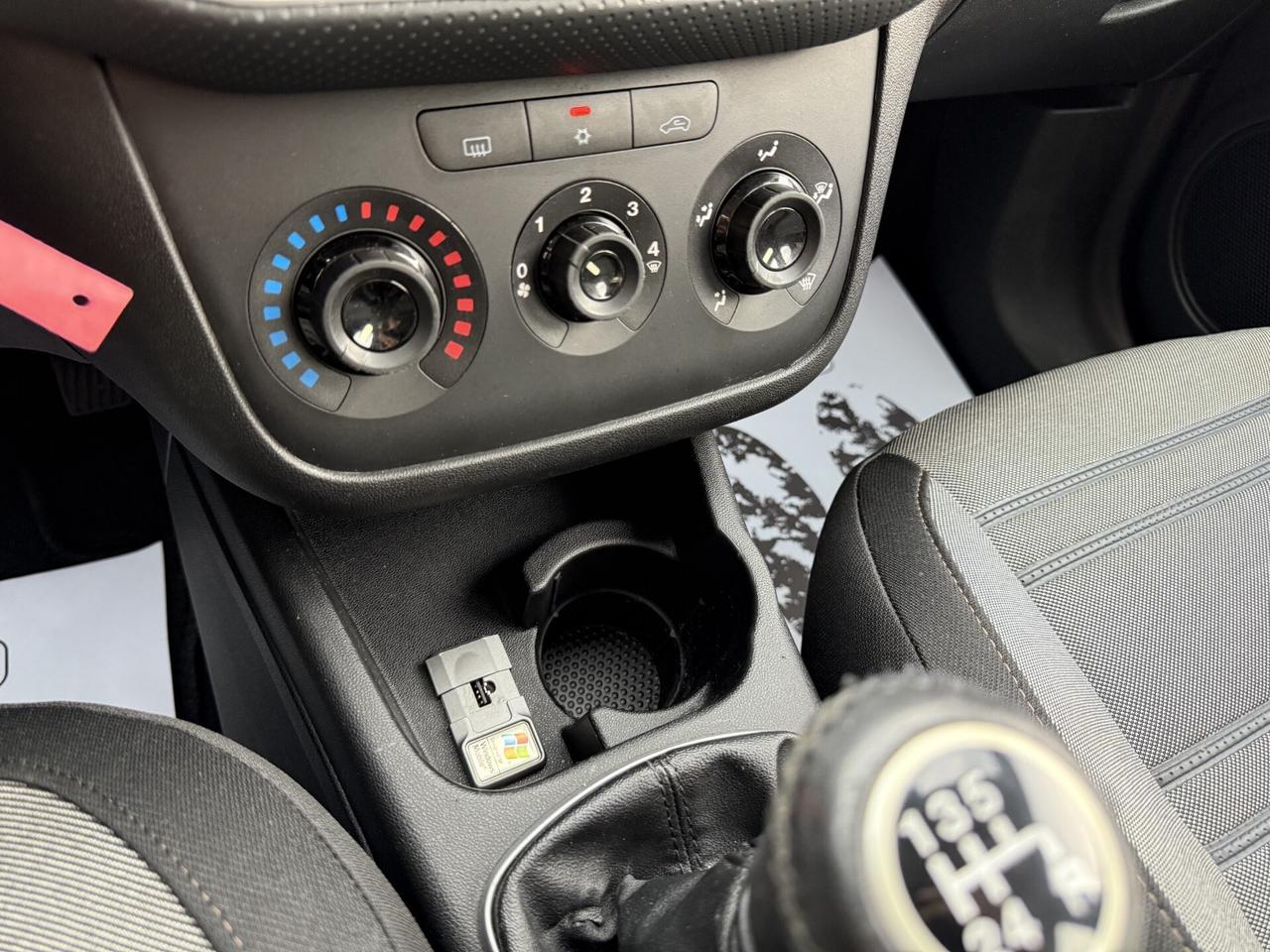 Fiat Punto EVO 1.4 BENZINA UNICO PROP