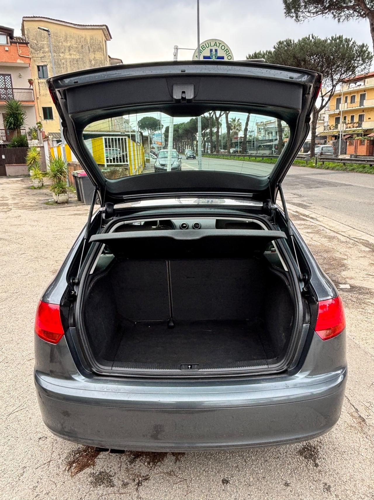 Audi A3 2.0 16V TDI Attraction