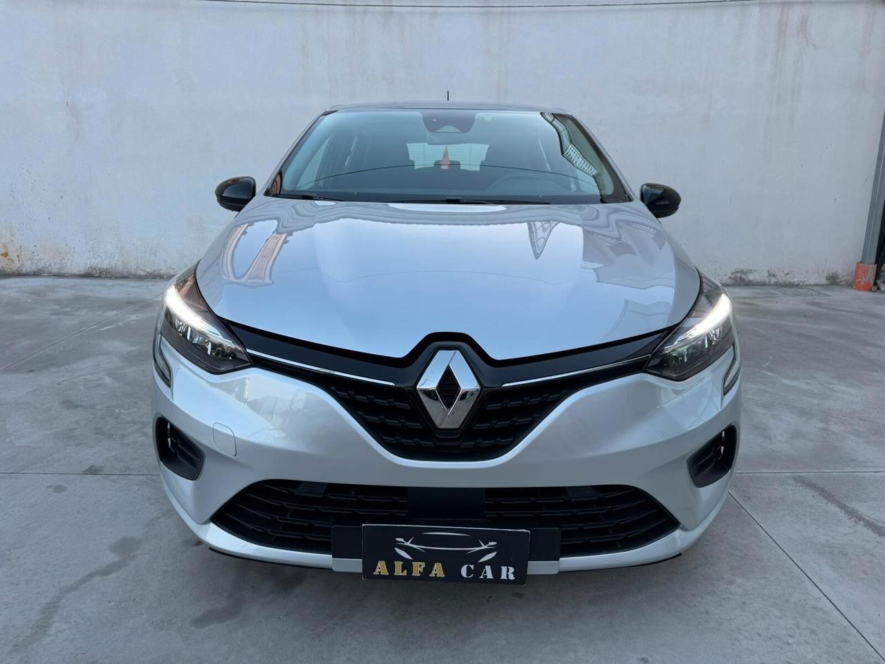 RENAULT CLIO 1.0 TCe 90CV 2023!!! EQUILIBRE!!!
