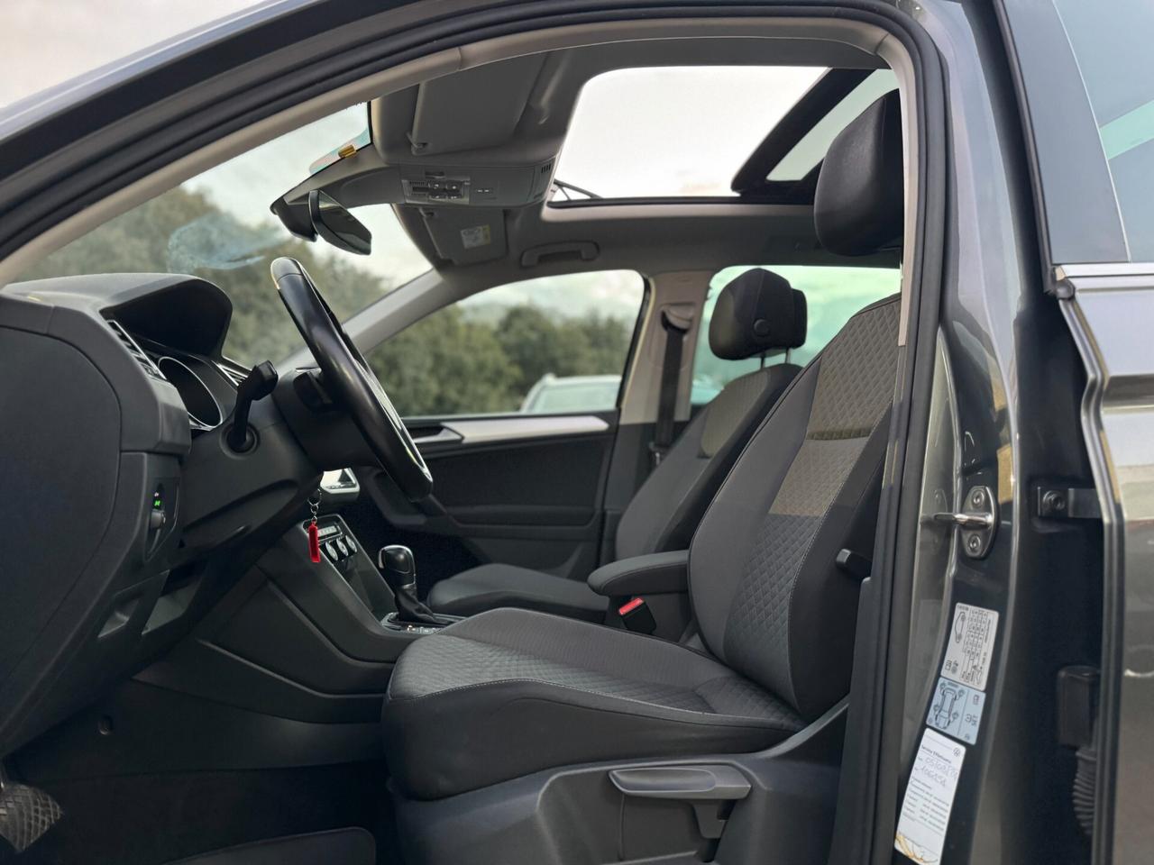 Volkswagen Tiguan 2.0 150CV R-LINE TETTO APRIBILE