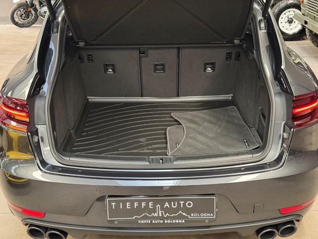 PORSCHE Macan 3.0 GTS