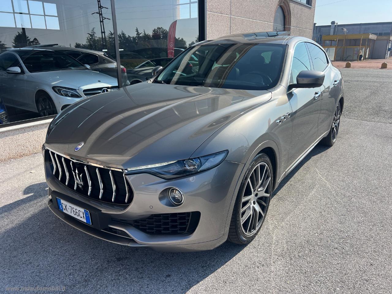MASERATI Levante V6 Diesel 275 CV AWD TETTO SOLO KM.106000