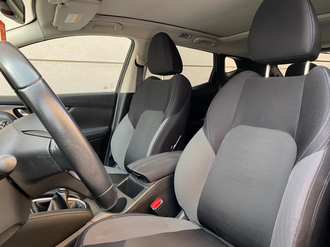 Nissan Qashqai 1.5 Diesel tetto panoramico