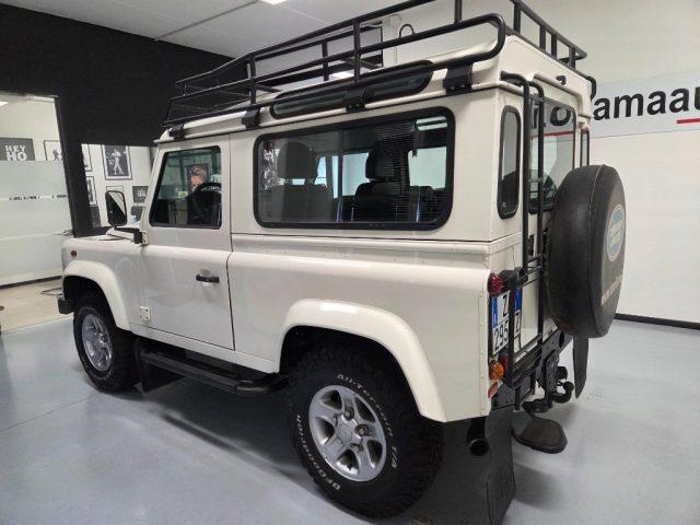 LAND ROVER Defender 90 2.4 TD4 AUTOVETTURA