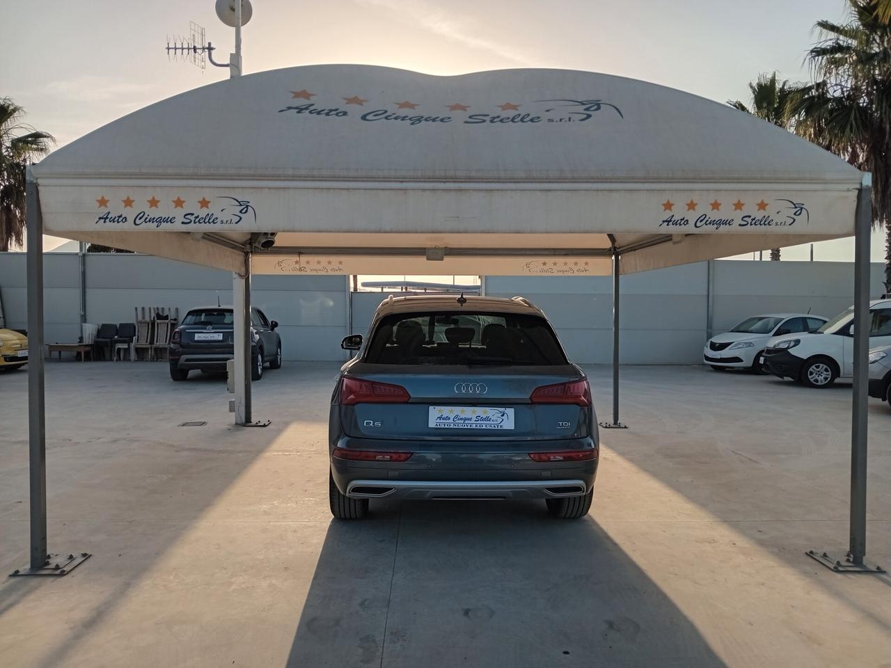 AUDI Q5 S.LINE CON TETTO APRIBIL. DISEL 2.O C.V 190 PERFETTA