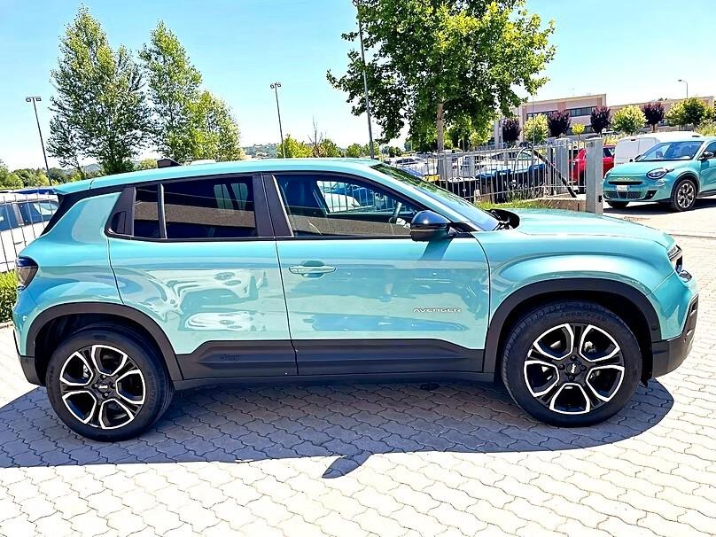Jeep Avenger 1.2 Turbo 100 CV Summit