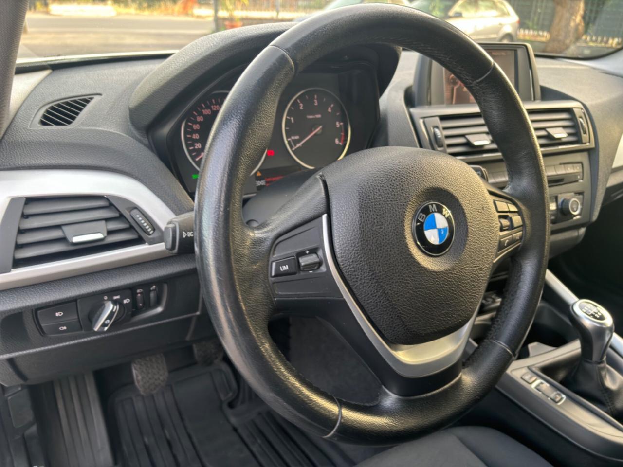 Bmw 116 116d 5p. Efficient Dynamics Sport