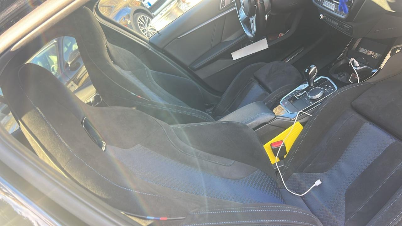 Bmw 135 M 135i xDrive Colorvision Edition