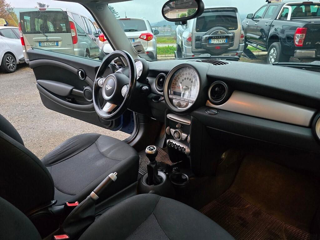 Mini COOPER D 1.6 110CV CHILI