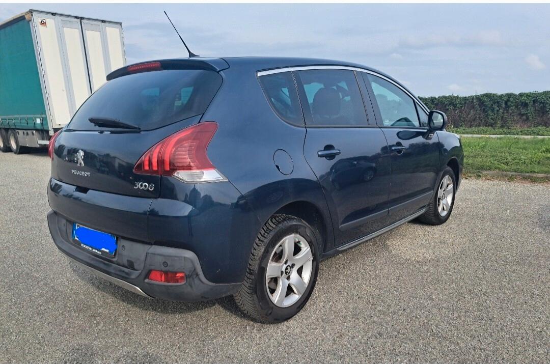 Peugeot 3008 1.6 HDi 115CV Active EURO 5B TETTO PANORAMICO