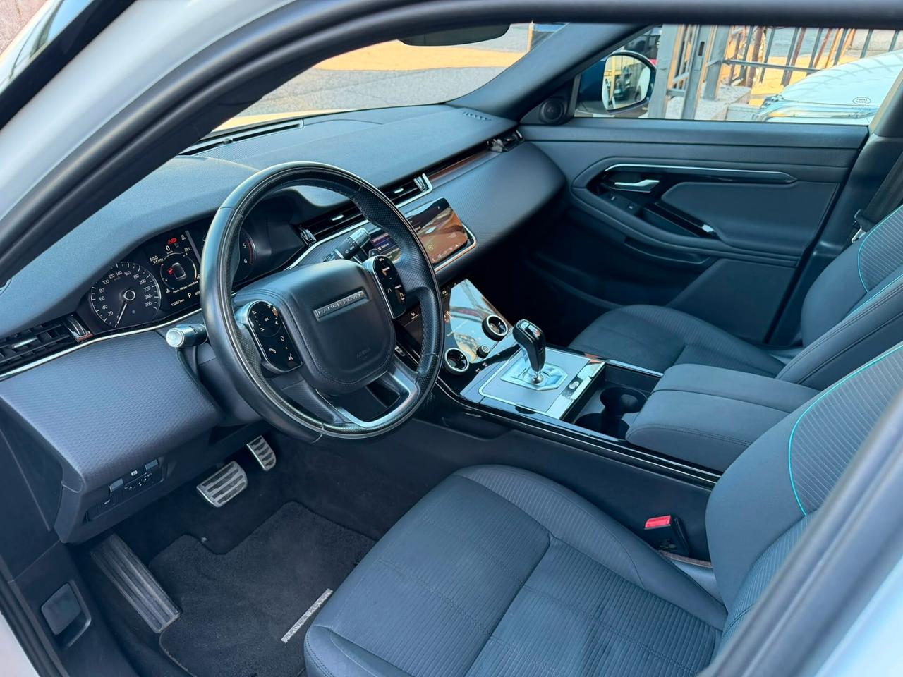 Land Rover Range Evoque 2.0D I4-L.Flw 150 CV AWD Auto R-Dynamic