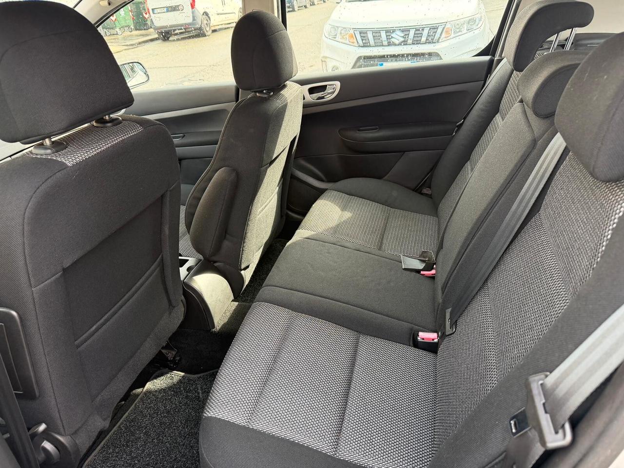Peugeot 307 1.6 16V 5p. XT