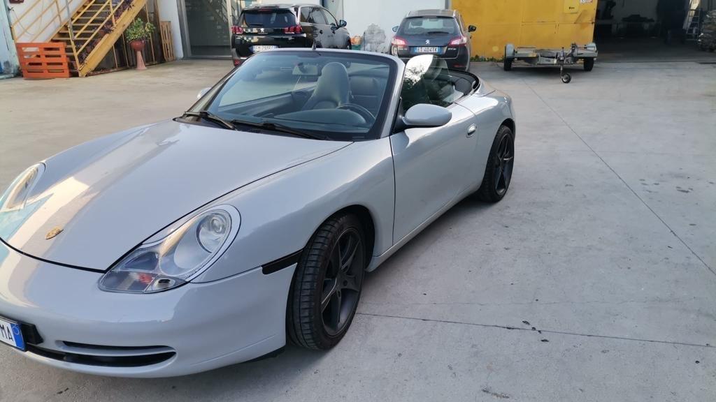 Porsche 996 911 Carrera 4 Cabriolet tiptronic book ok