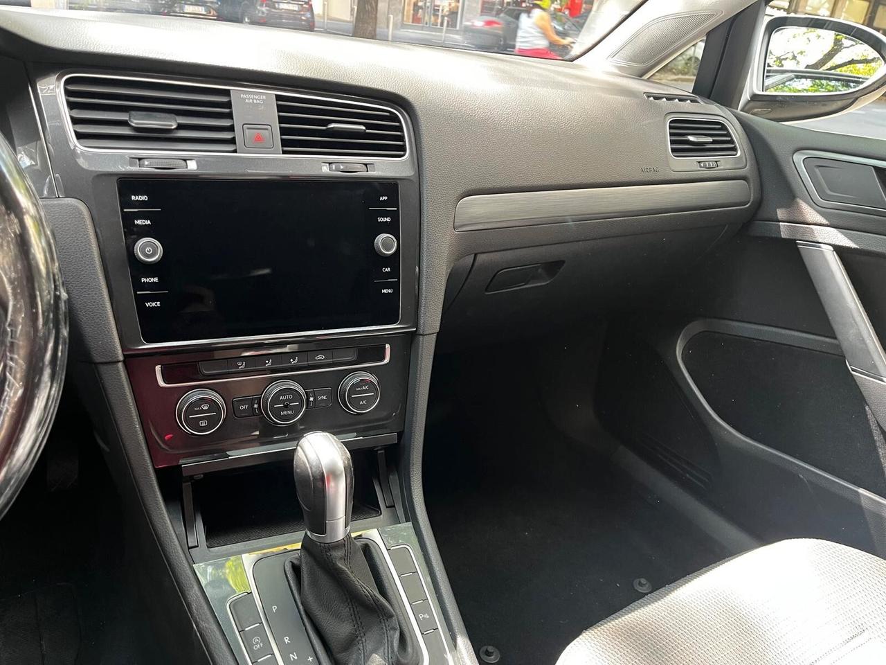 Volkswagen Golf 1.6 TDI 115CV DSG 5p. Business BlueMotion Technology