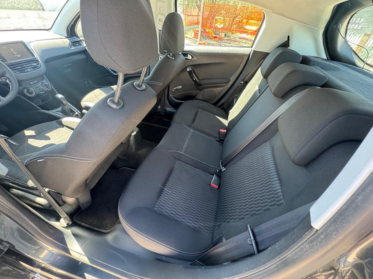 Peugeot 208 BlueHDi 75 5 porte Allure