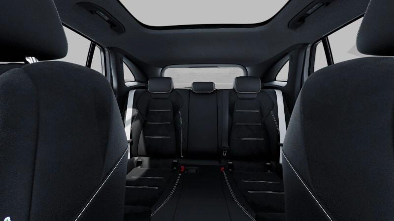 MERCEDES GLA (H247) GLA 200 d Automati...