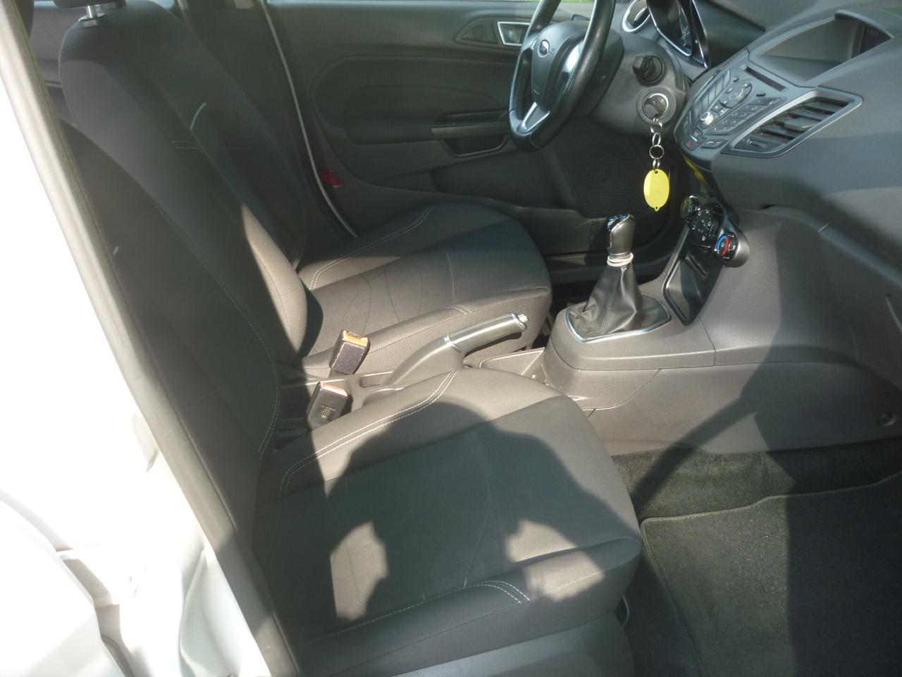 Ford Fiesta 1.5 TDCi 75CV 5 porte