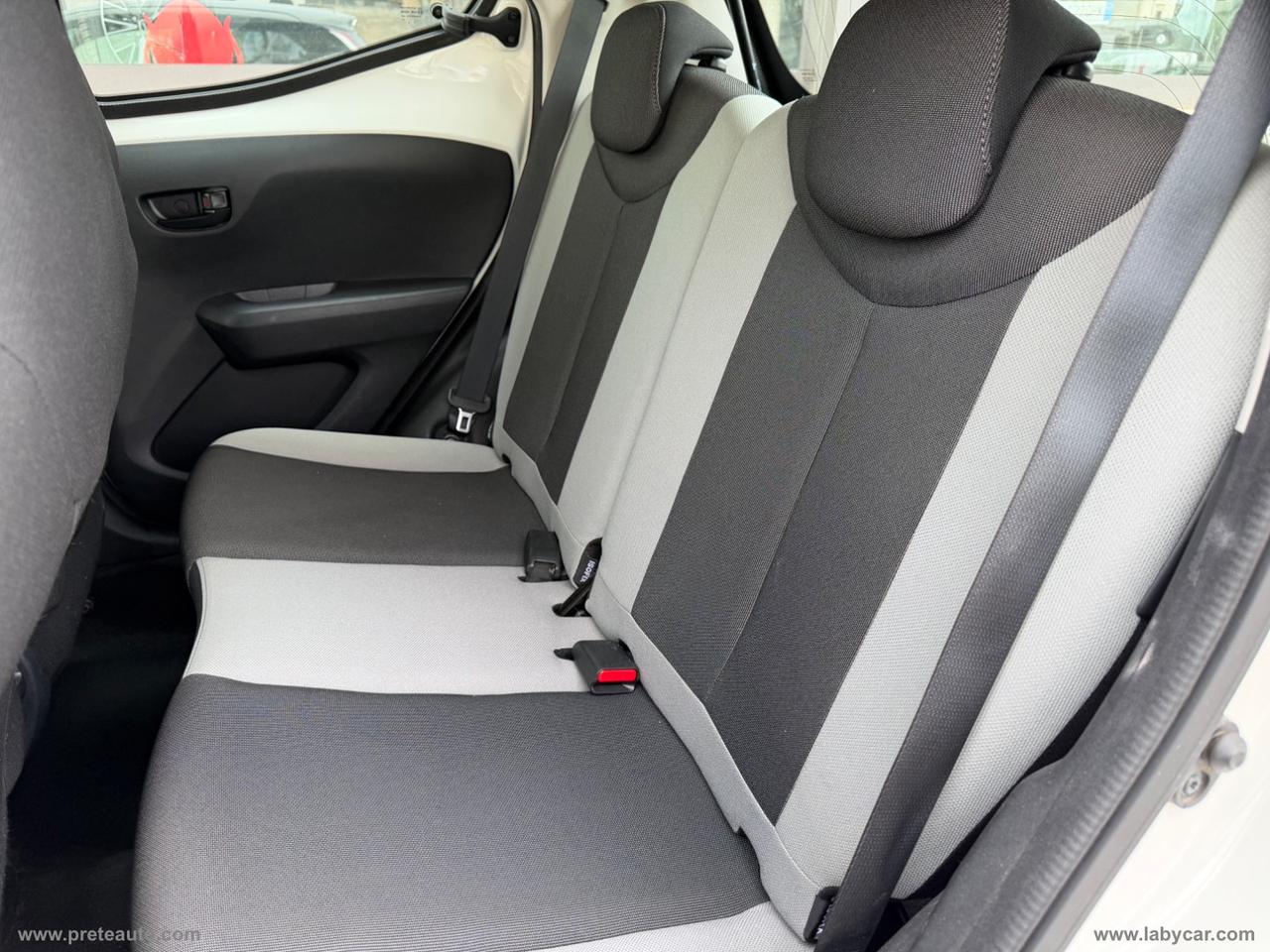 TOYOTA Aygo 1.0 VVT-i 69 CV 5p. x-cool