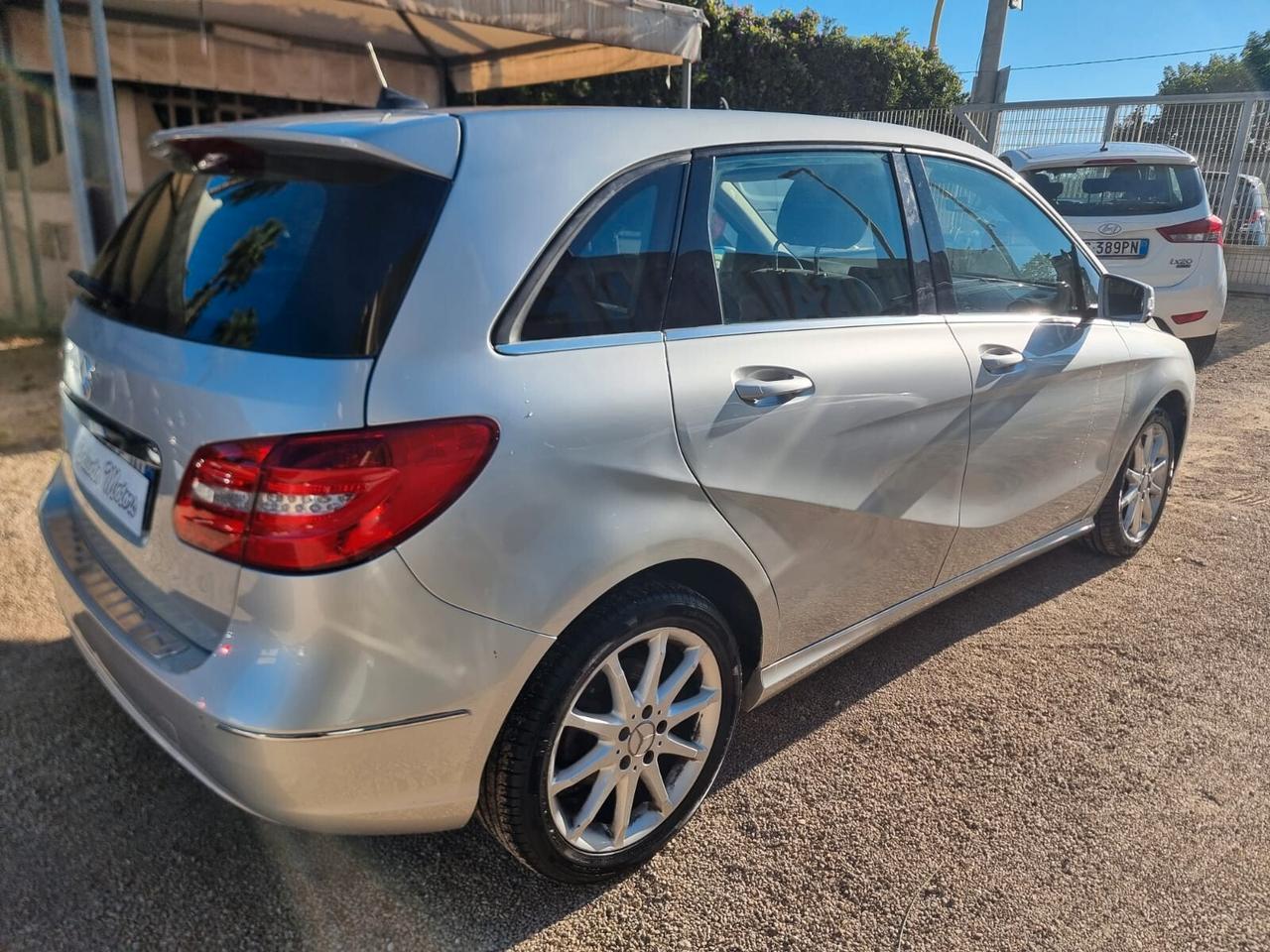 Mercedes-benz B 180 B 180 CDI Automatic Premium