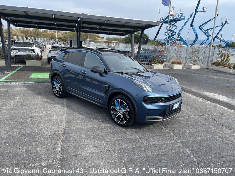 Lynk & Co 01 01 PHEV