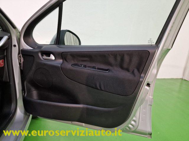 PEUGEOT 207 1.4 HDi 70CV 5p. Access