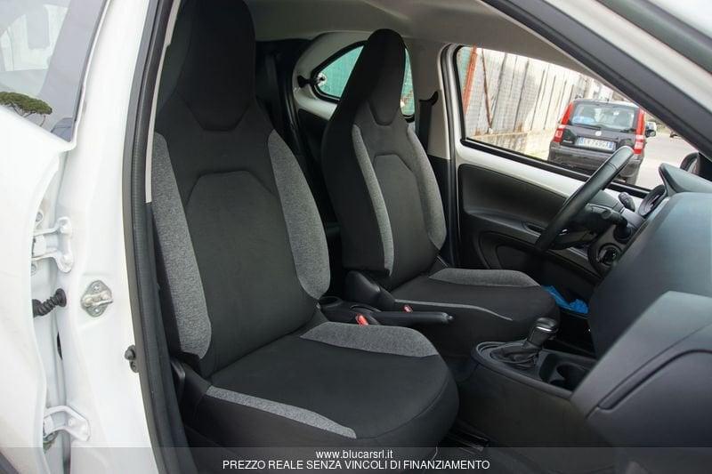 Toyota Aygo X Aygo X 1.0 VVT-i 72 CV 5 porte Active S-CVT